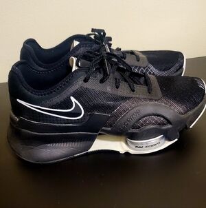 Nike Black and White Women's Sneakers